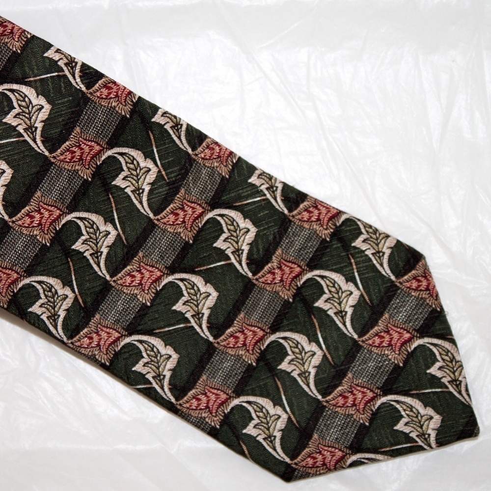 Geoffrey Beene Men's‎ Tie